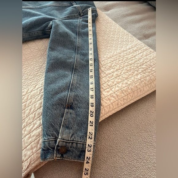 Levi Strauss Denim  Women’s Jacket with Sherpa Interior - Picture 10 of 11